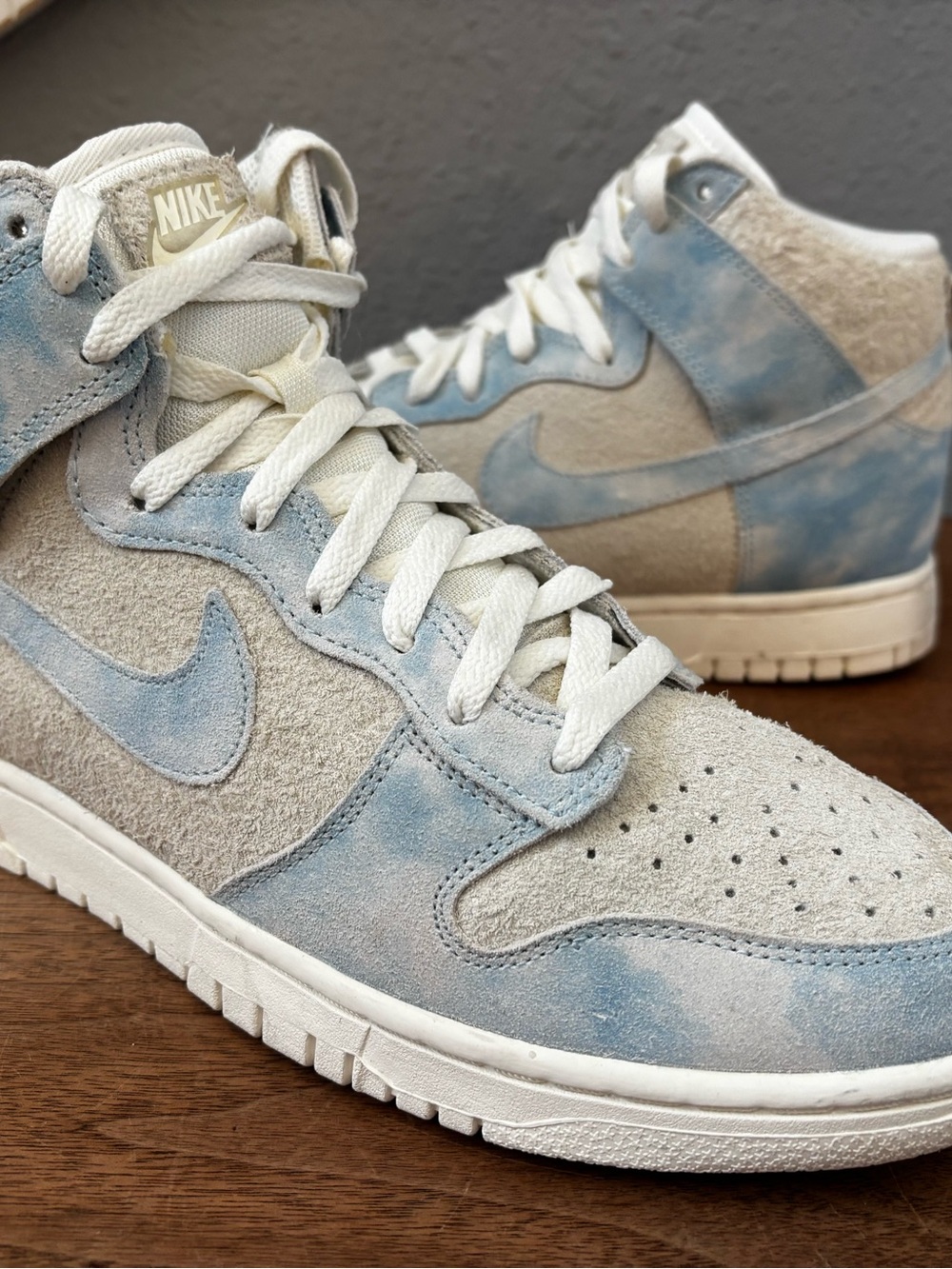 Nike Dunks Clouds High-Tops Women 10